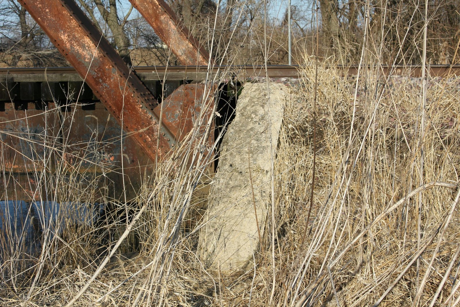 South abutment